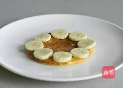 Layered Strawberry Waffle Recipe Illustration 8