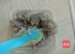 Illustration of how to make shrimp and vegetable cakes for baby food supplement 4