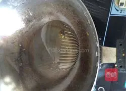 Illustration of how to make scallion pancakes 7