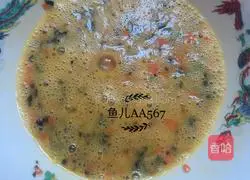 Illustration of how to make carrot and fungus egg cake 5