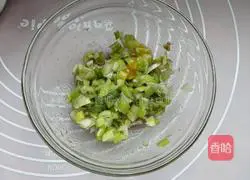 Thousand-layer scallion pancake recipe 5