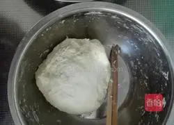 Illustration of how to make pork and leek pie 1