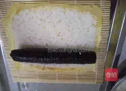 Illustration of how to make egg-skin cherry blossom sushi roll 9