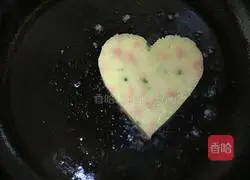 Illustration of how to make pan-fried potato pancakes 6