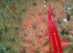 Illustration of how to make fragrant egg pancakes 4