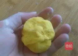 Pumpkin Pie (Purple Sweet Potato Filling) Recipe Illustration 7