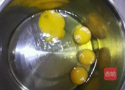 Illustration of how to make whole egg sponge cake 1