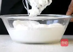 Strawberry Waffle Recipe Illustration 7