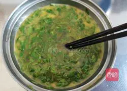 Illustration of how to make Chinese toon sprout egg cake 8