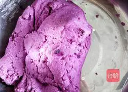 Purple Sweet Potato Cake Recipe Illustration 4