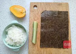 Illustration of how to make mango sushi 2