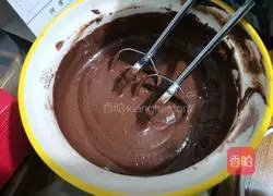 Chocolate Cake Recipe Illustration 13