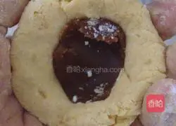 Illustration of how to make pan-fried sweet potato bean cake 5