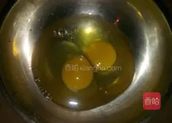 Illustration of how to make egg pancakes 1