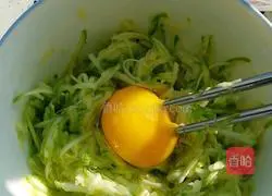 Zucchini Egg Pancake Recipe Illustration 3