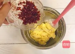 Cranberry Soufflé Recipe Illustration 11