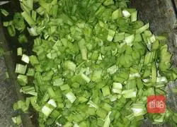 Illustration of how to make egg pancakes 2