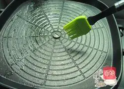 Illustration of how to make barbecue burritos 4