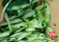 Illustration of how to make sesame pancakes with wheat, scallions and sesame seeds 7