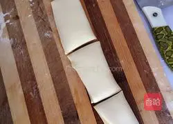 Illustration of how to make pancakes 4