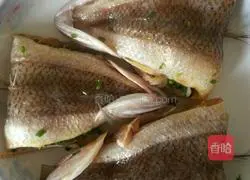 Illustration of how to make Kuilong fish cake 4