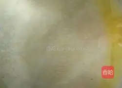 Illustration of how to make okra egg pancakes 8