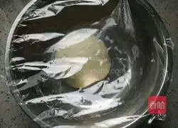 Illustration of how to make scallion pancakes 3