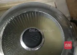 Illustration of how to make dumpling skin spring cake 6