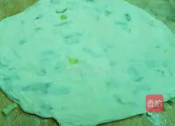 Illustration of how to make scallion pancakes with dumpling skins from Laowu Private Kitchen 4