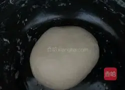 Illustration of how to make green onion hand cakes 1