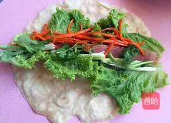 Illustration of how to make burritos 14