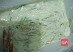 Illustration of making shredded radish cake 3