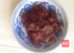 Illustration of how to make spicy double pepper fried naan pancakes 4