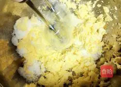 Illustration of how to make salted egg yolk soufflé 4