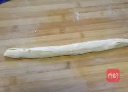 Illustration of how to make green onion pancakes 6