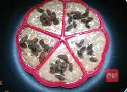 Raisin Original Waffle Pan Version Recipe Illustration 2