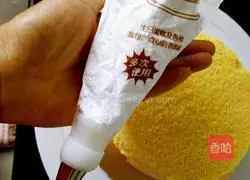 Cherry Cream Naked Cake Recipe Illustration 7