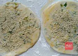 Illustration of how to make five-flavored mille crepe cake 8