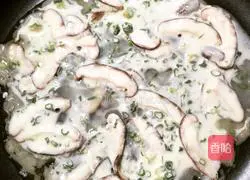 Illustration of how to make green onion and egg pancakes 3