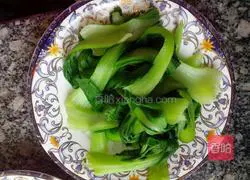 Illustration of home-style egg-filled pancakes and meat rolls 3