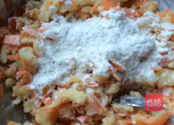 Salt and pepper potato and carrot cake recipe 3