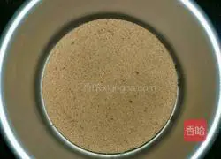 Illustration of how to make tiramisu 12