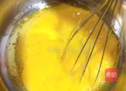 Illustration of how to make cream cake rolls 4 