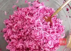 Red Dragon Fruit Banana Sushi Recipe Illustration 5