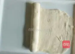 Illustration of how to make fragrant bean paste pie 10