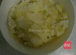 Illustration of how to make egg and potato rice cake 3