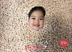 Red Illustration of how to make velvet soy milk sponge cake 8