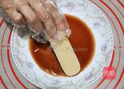 Illustration of how to make 8-inch tiramisu 12