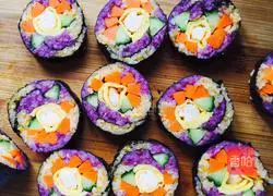 Illustration of how to make Jiwei shrimp sushi 6