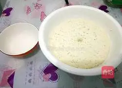 Illustration of how to make steamed shell cakes 2